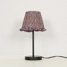 American-style dark-colored fabric pleated cute table lamp
